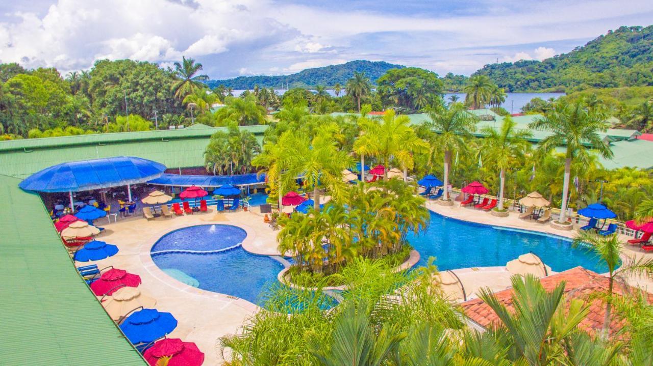 Hotel Casa Roland Golfito Resort エクステリア 写真